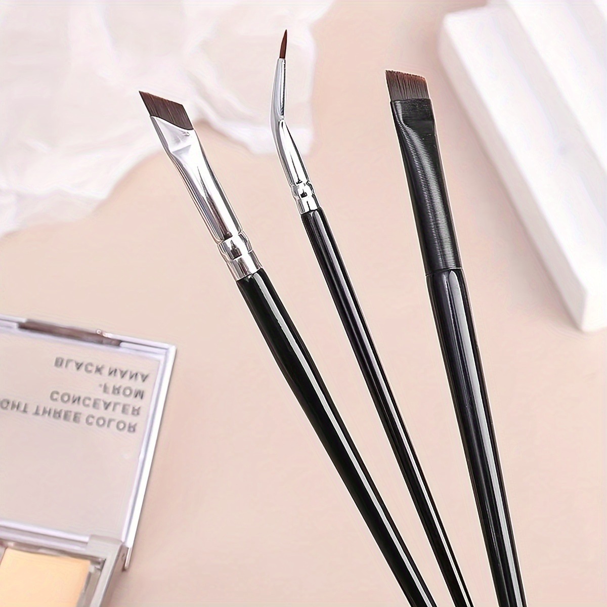 Zestaw 8 pędzli do makijażu, p – Detailing Brush Set recenzja i cena